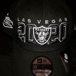 Brand New 2020 Las Vegas Raiders hat side M/L
